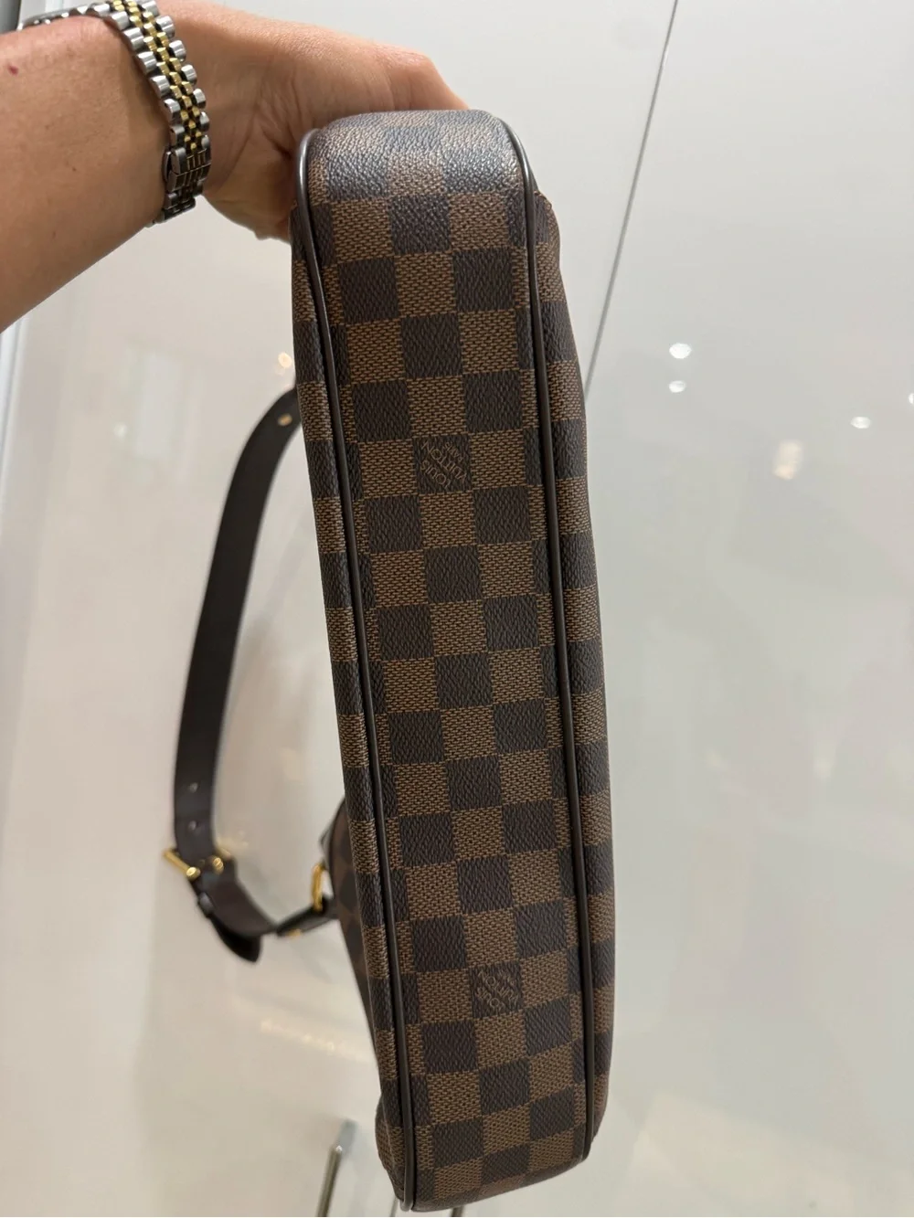 LV Thames N48181 Damier Ebene Brown Check Shoulder Bag discontinued excellent